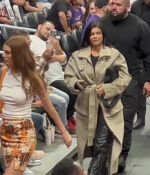 Access_Kardashian_09.jpg