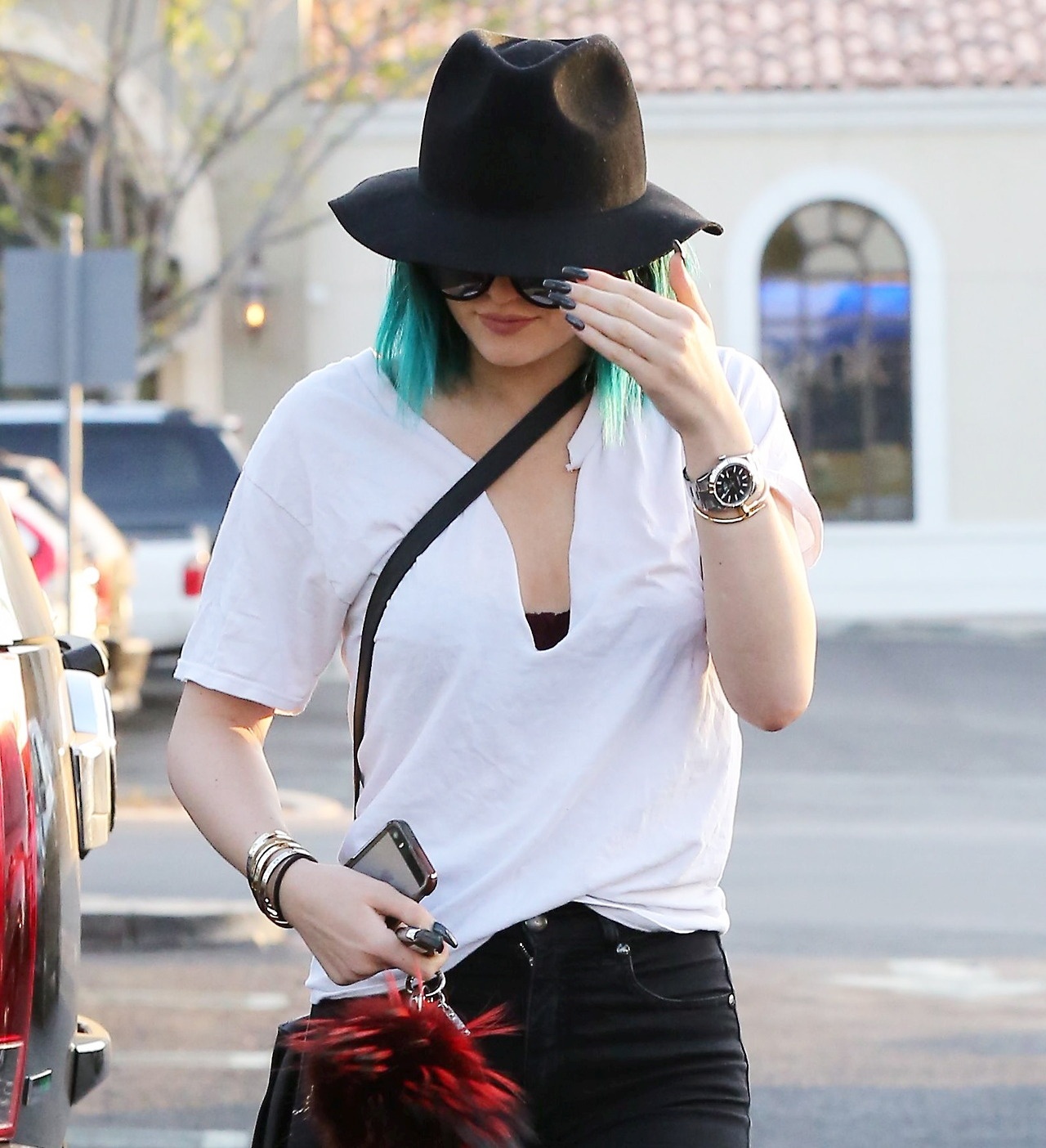 Access_Kardashian_05.jpg