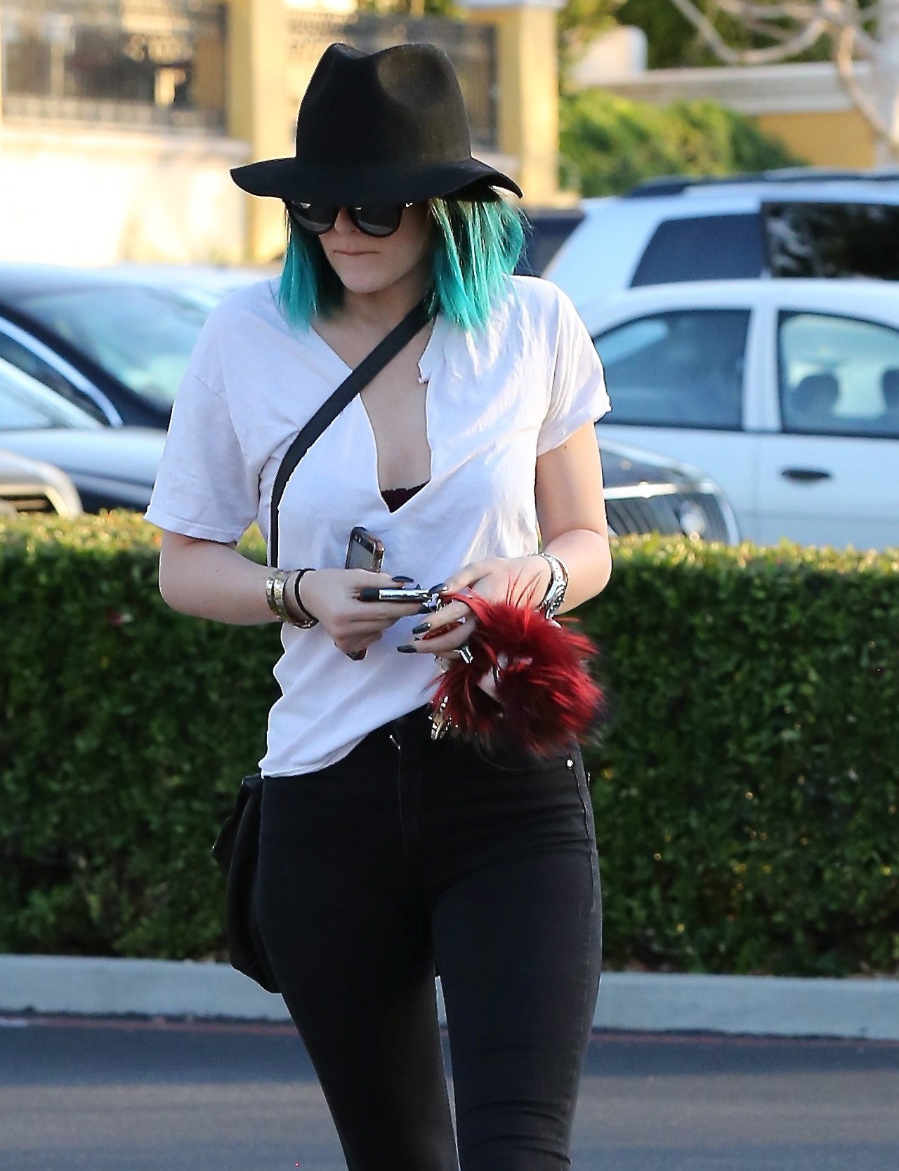 Access_Kardashian_06.jpg