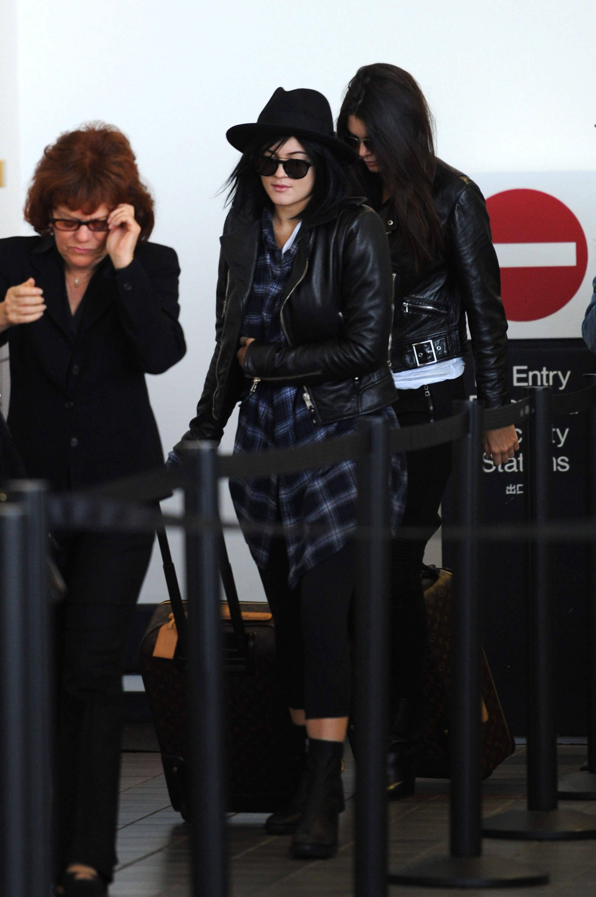 Access_Kardashian_02.jpg