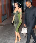 Access_Kardashian_03.jpg