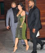 Access_Kardashian_07.jpg