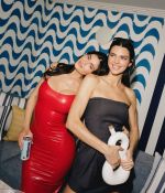 Access_Kardashian_6.jpg