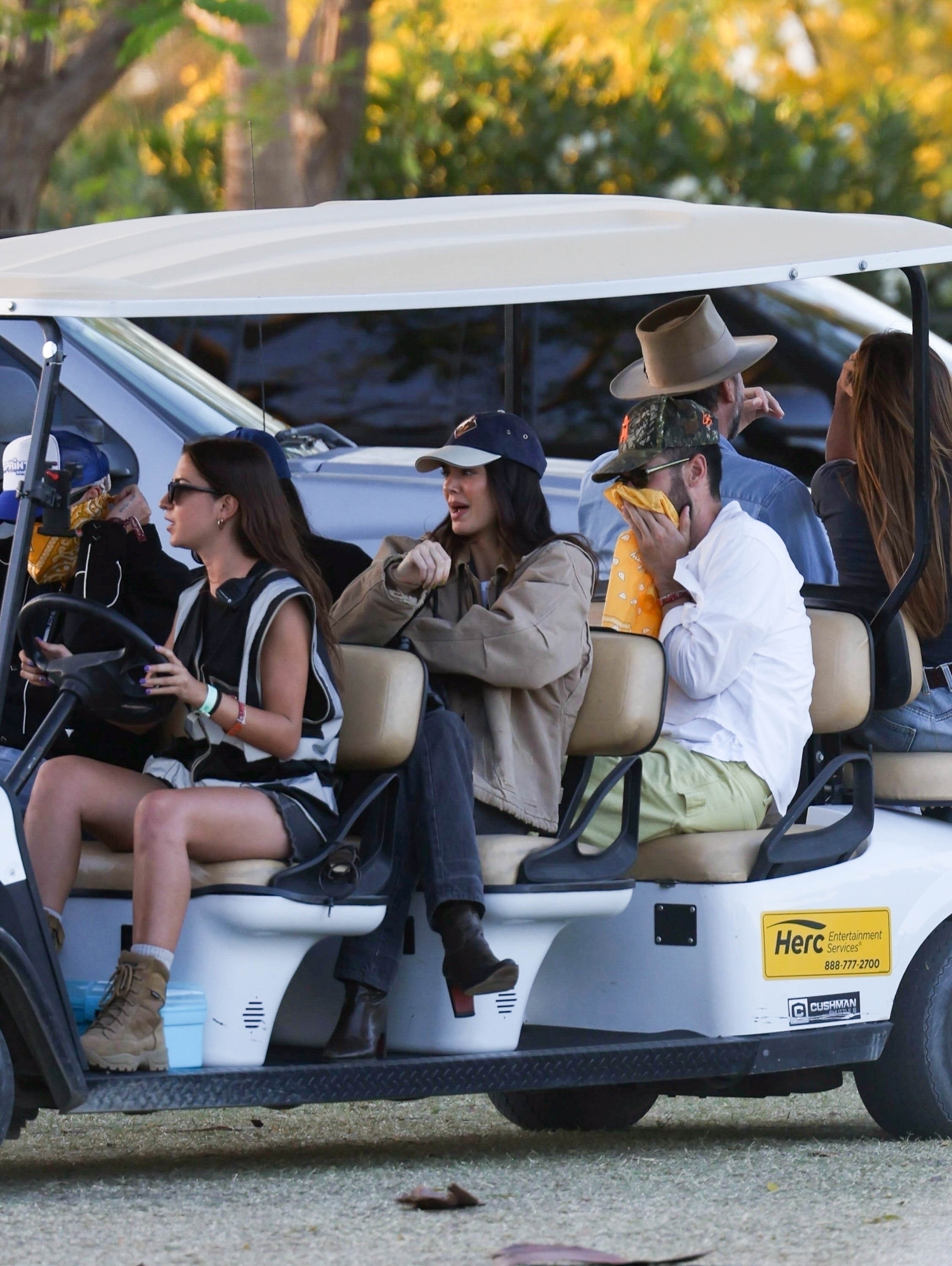 Access_Kardashian_28629.jpg