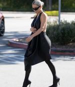 Access_Kardashian_01.jpg