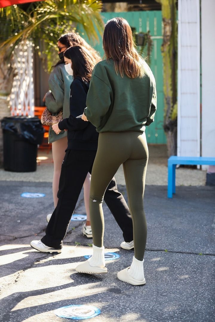 Access_Kardashian_003.jpg