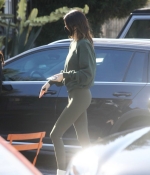 Access_Kardashian_001.jpg