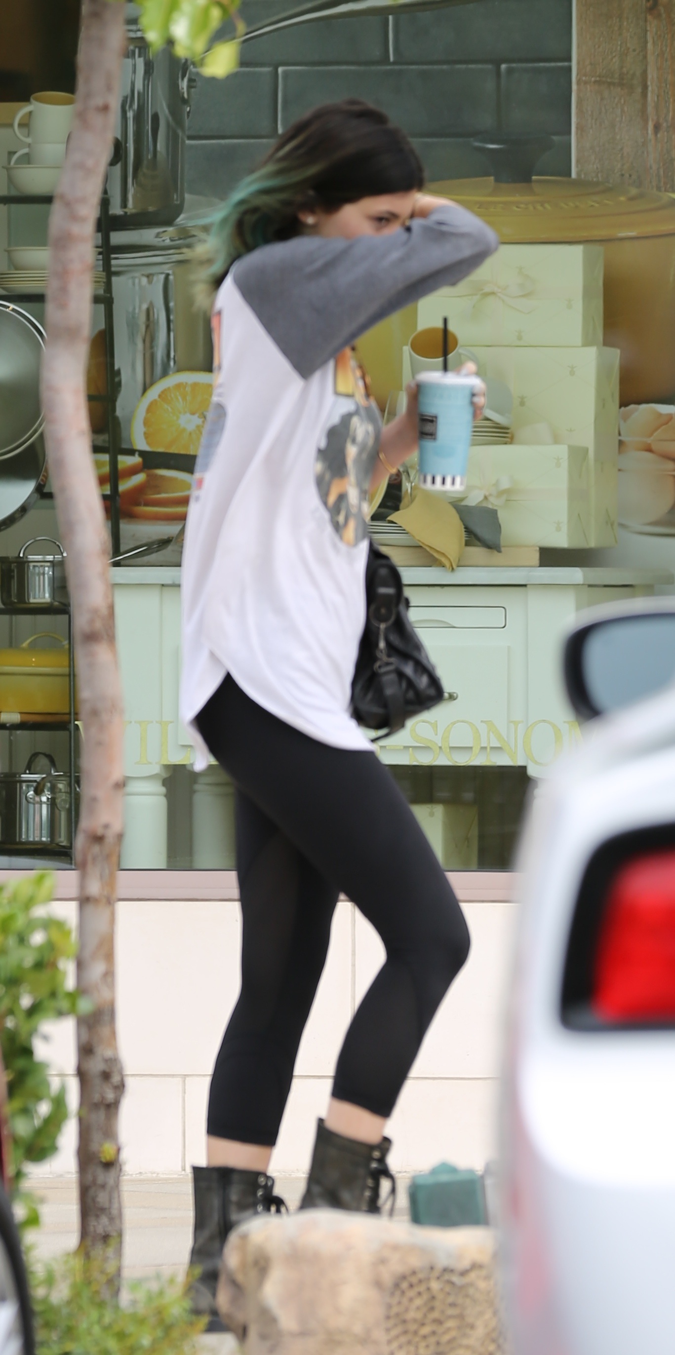 Access_Kardashian_012.jpg