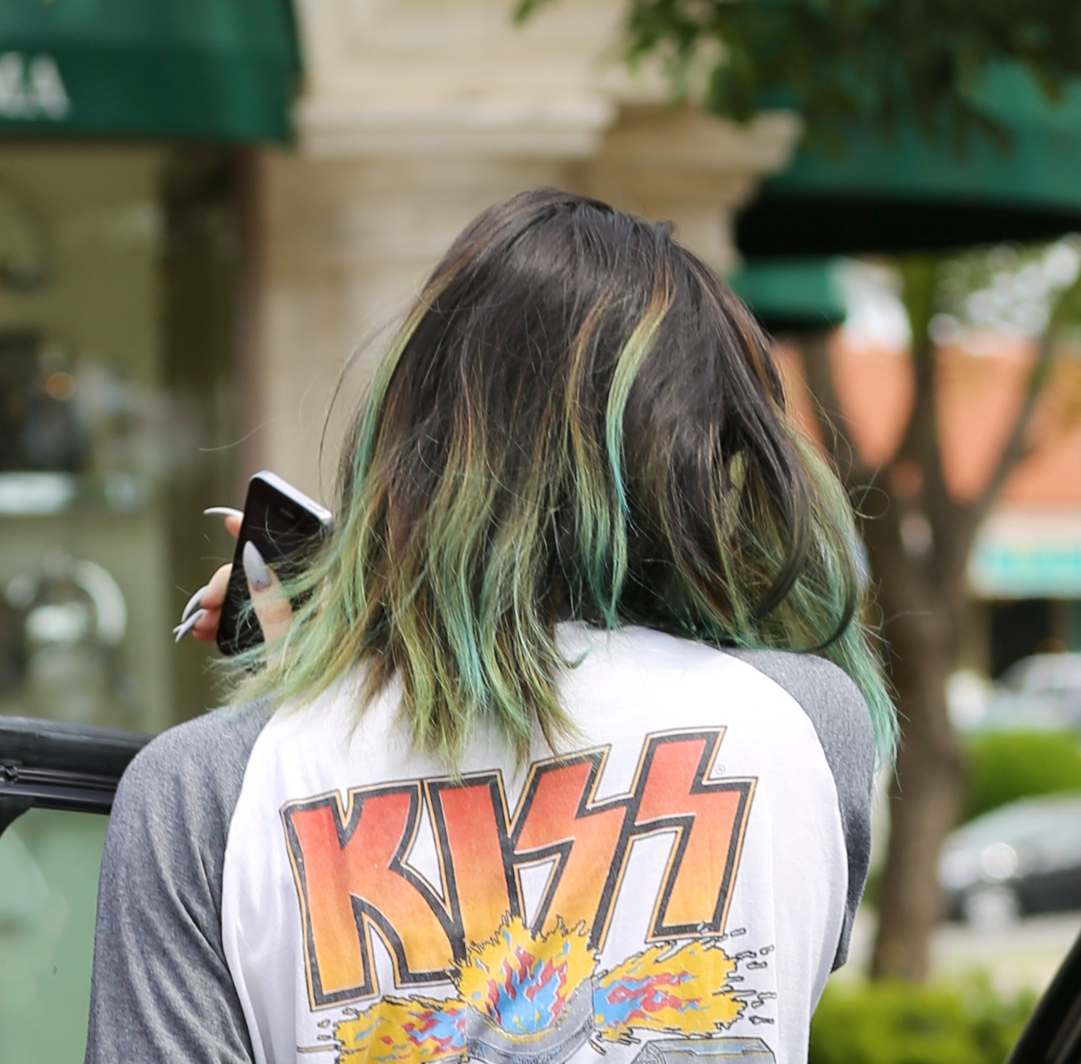 Access_Kardashian_08.jpg