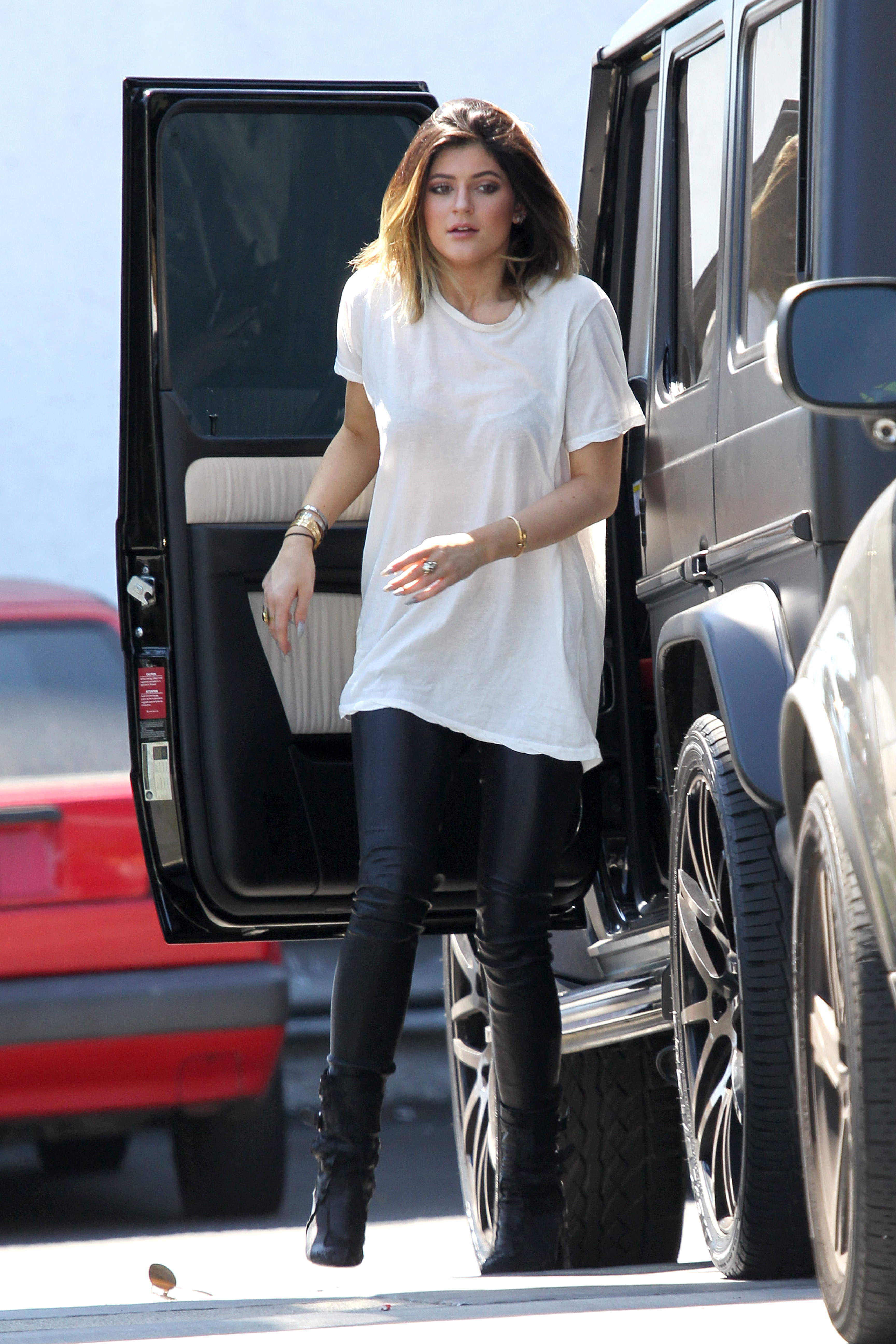Access_Kardashian_04.jpg