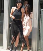 Access_Kardashian_02.jpg