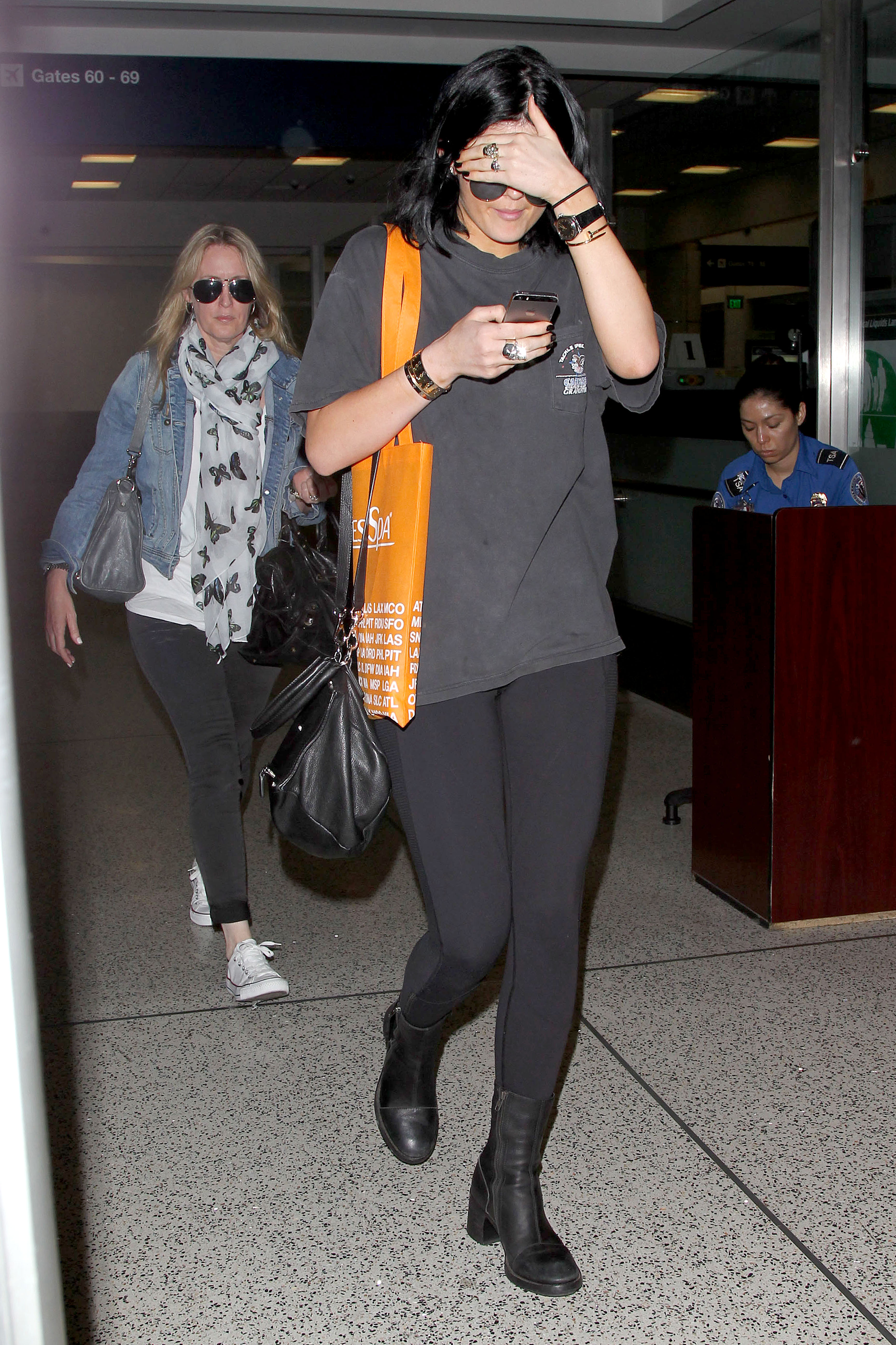 Access_Kardashian_012.jpg