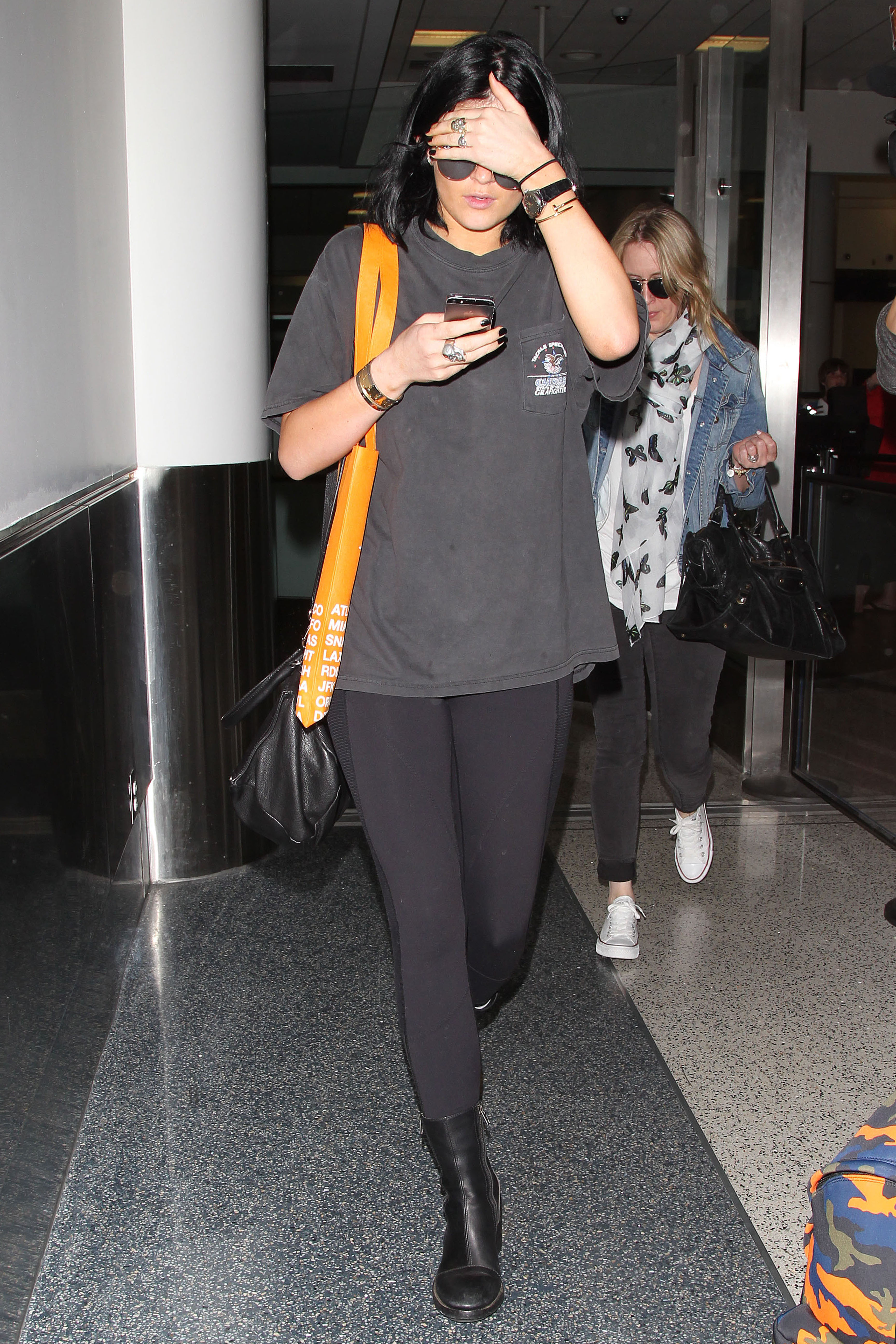 Access_Kardashian_04.jpg