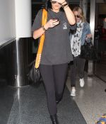 Access_Kardashian_04.jpg