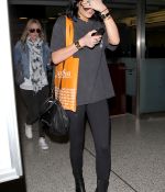 Access_Kardashian_08.jpg