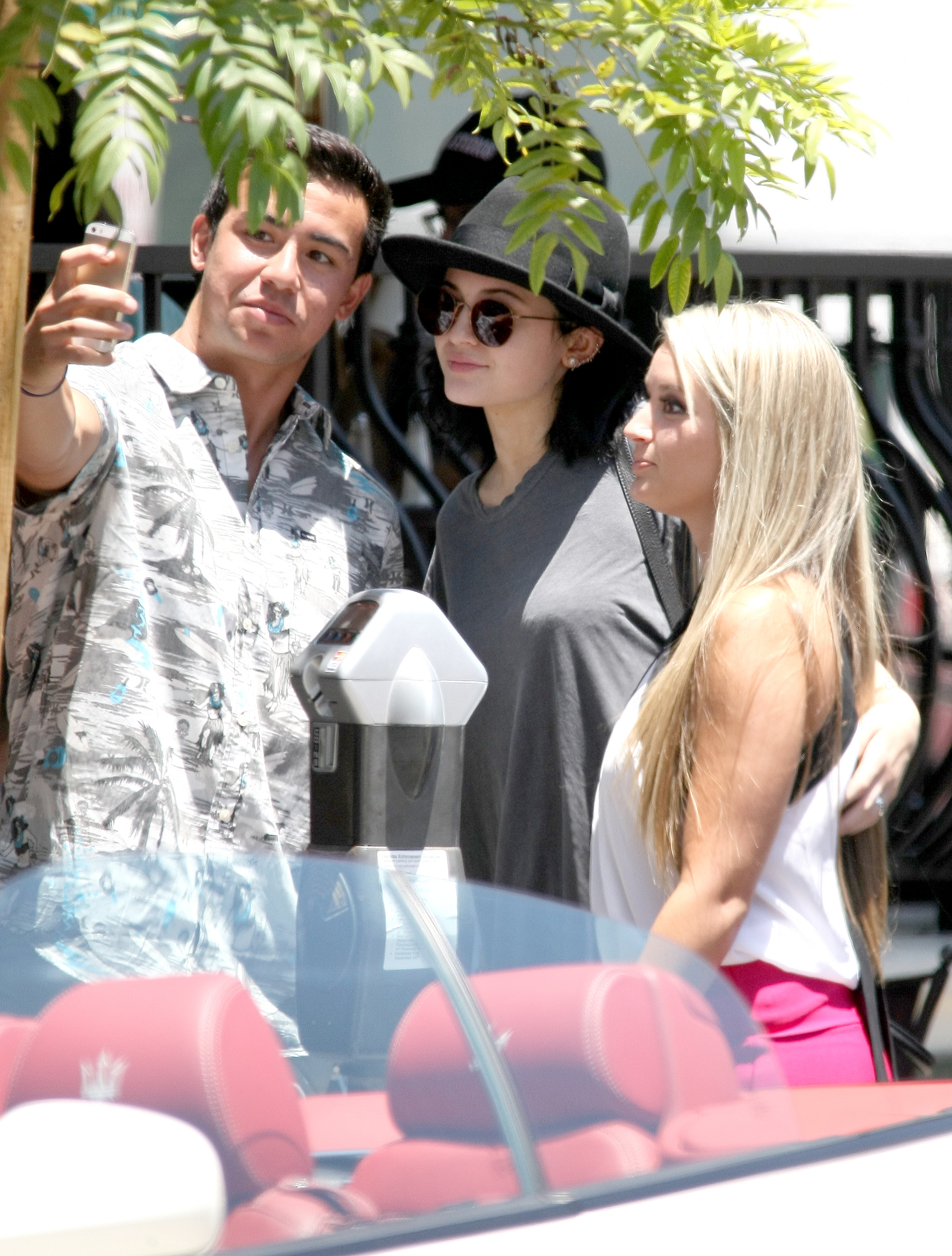 Access_Kardashian_021.jpg