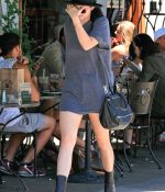 Access_Kardashian_02.jpg