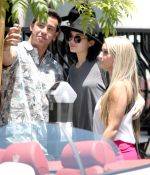 Access_Kardashian_021.jpg
