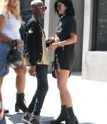 Access_Kardashian_05.jpg
