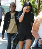 Access_Kardashian_07.jpg