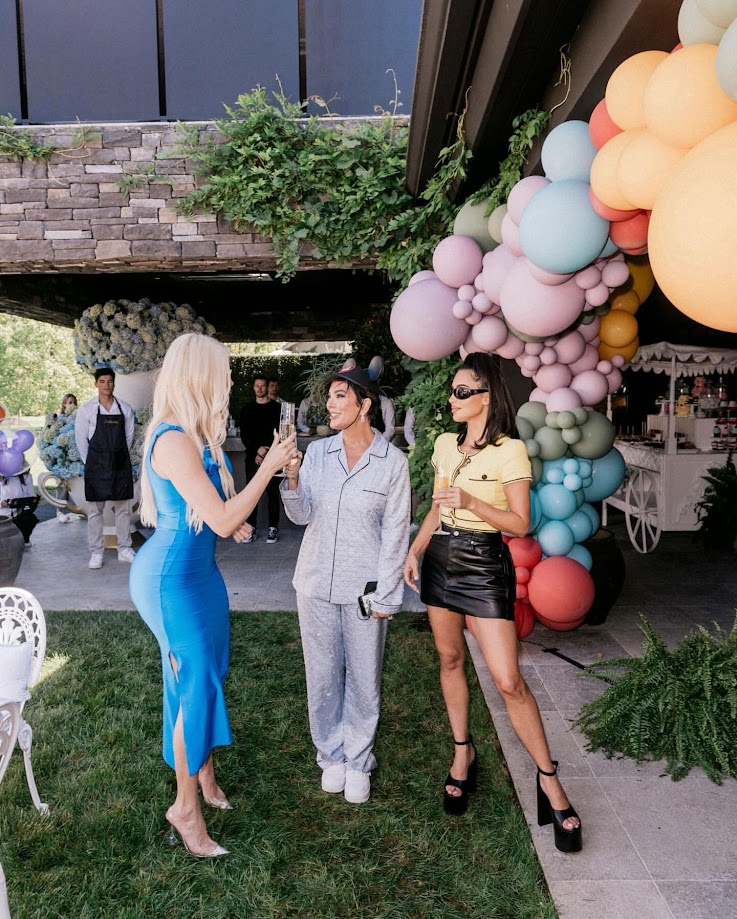 Access_Kardashian_02.jpg