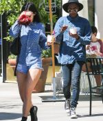 Access_Kardashian_01.jpg