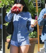 Access_Kardashian_06.jpg