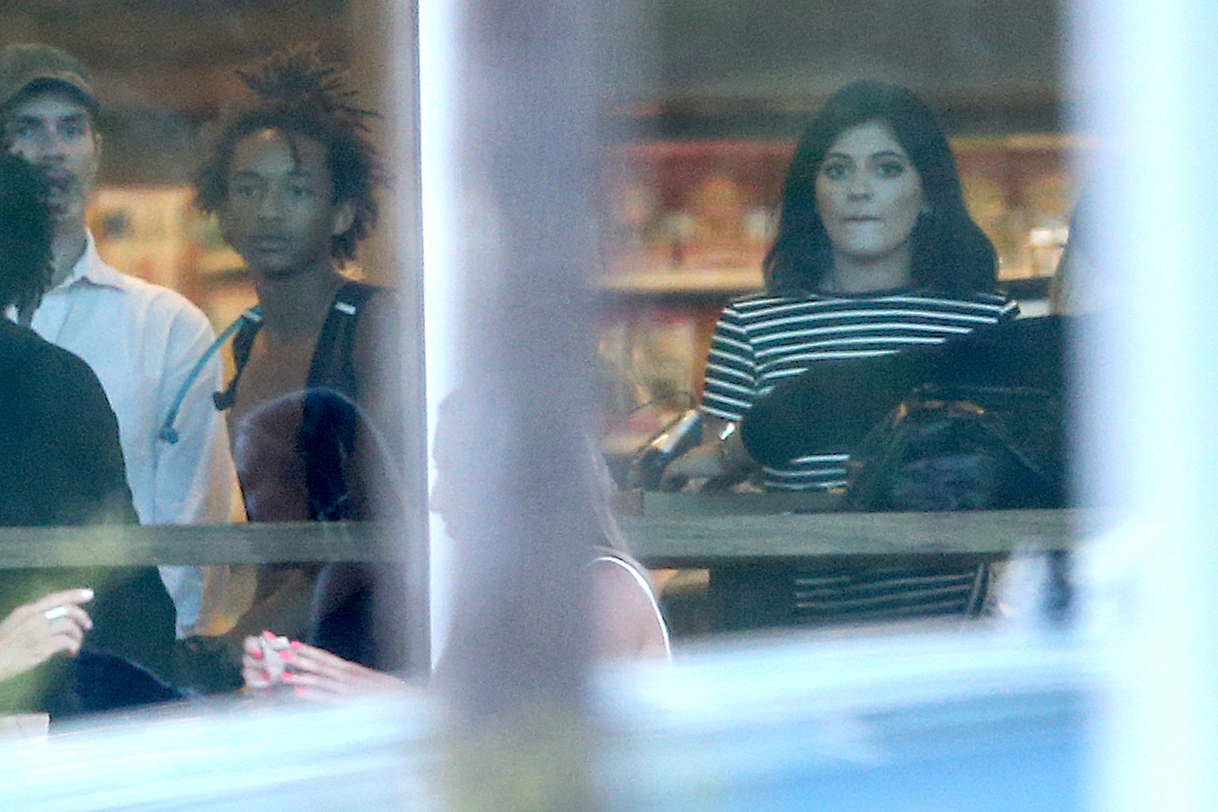 Access_Kardashian_01.jpg