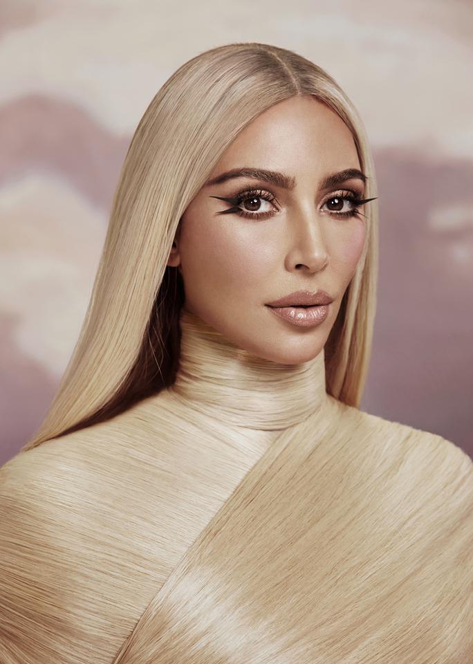 Access_Kardashian_002.jpg