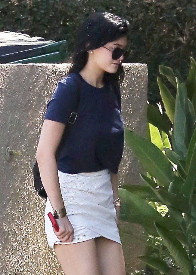 Access_Kardashian_01.jpg