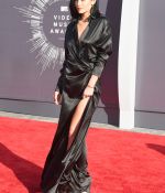 Access_Kardashian_05.jpg