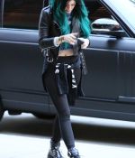 Access_Kardashian_010.jpg