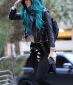 Access_Kardashian_02.jpg