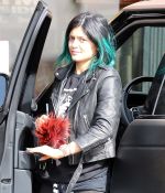 Access_Kardashian_05.jpg