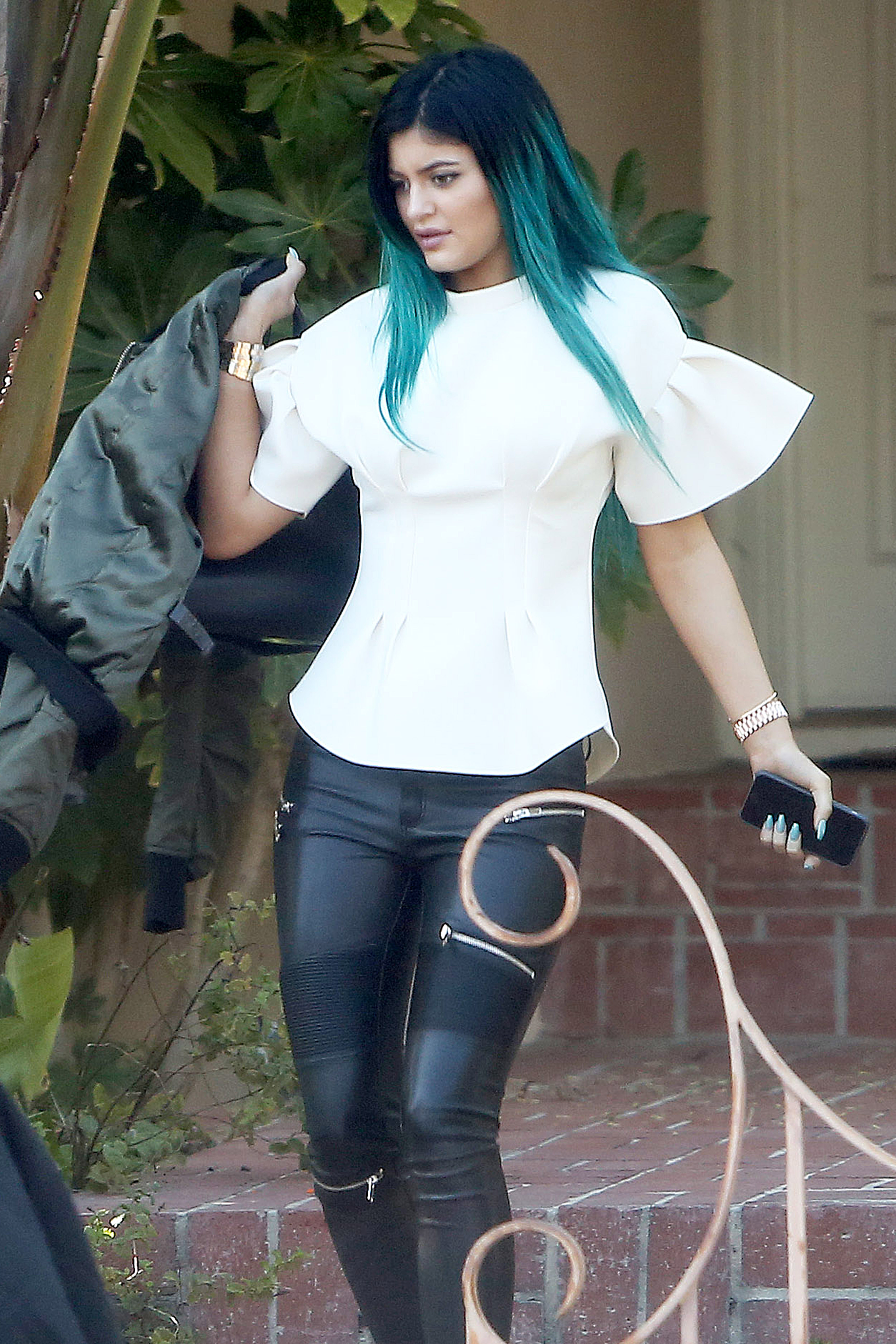 Access_Kardashian_04.jpg
