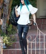 Access_Kardashian_05.jpg