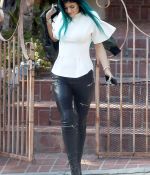 Access_Kardashian_08.jpg