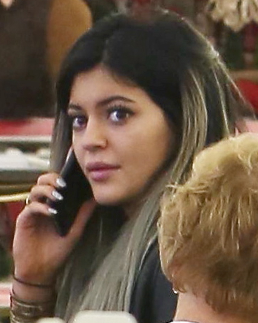Access_Kardashian_02.jpg