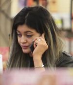 Access_Kardashian_01.jpg
