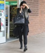 Access_Kardashian_06.jpg