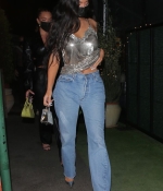 Access_Kardashian_002.jpg