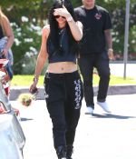 Access_Kardashian_08.jpg