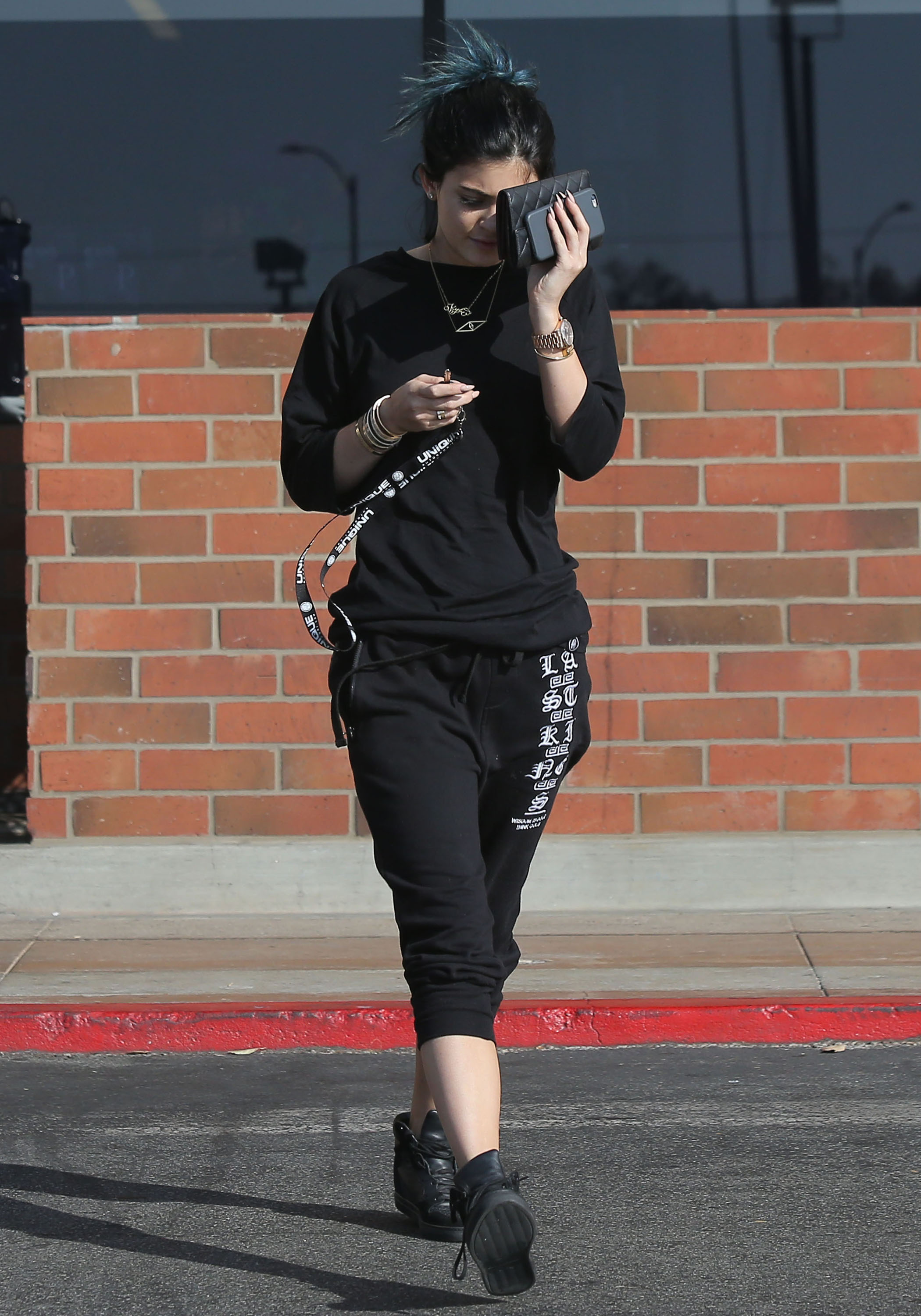 Access_Kardashian_01.jpg