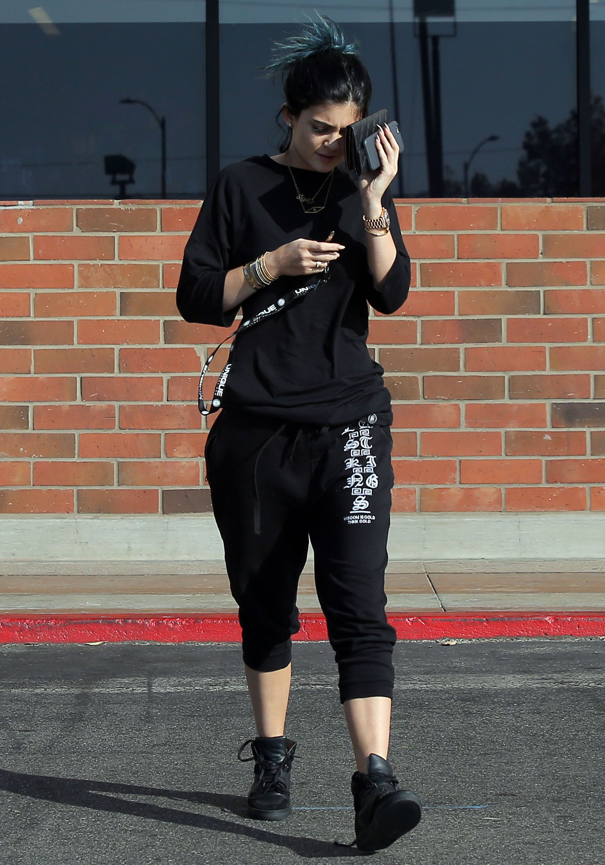 Access_Kardashian_03.jpg