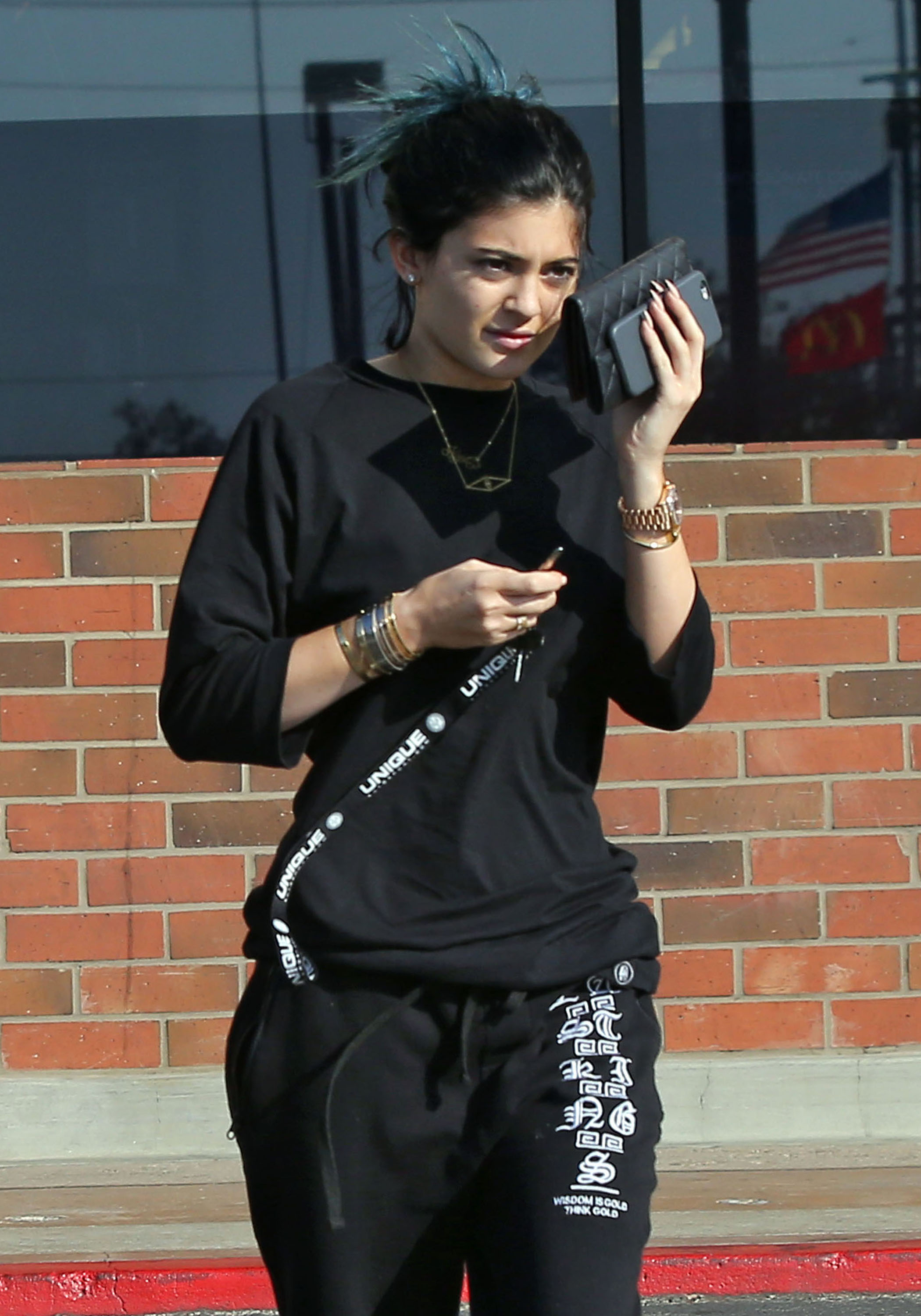 Access_Kardashian_06.jpg