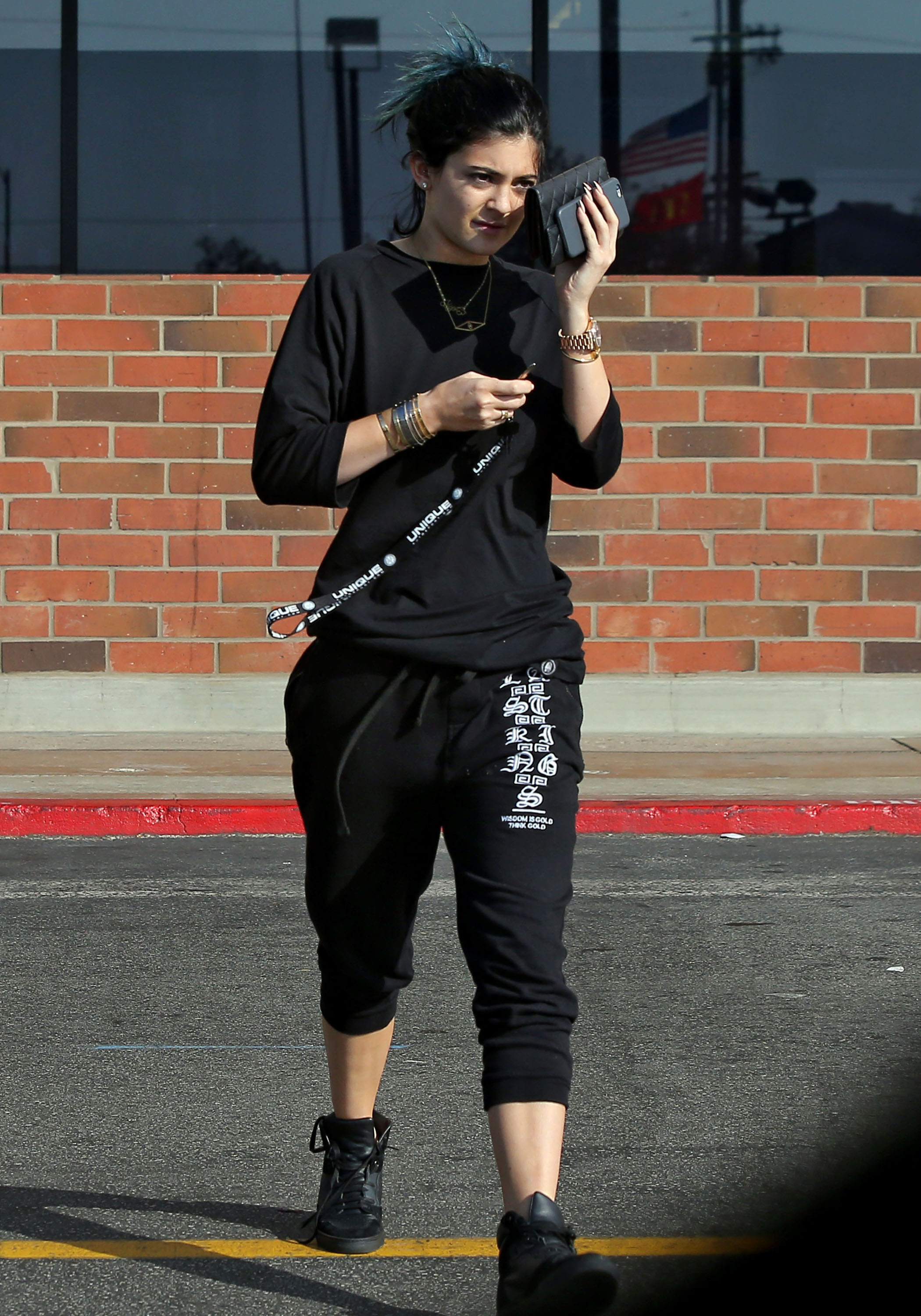 Access_Kardashian_07.jpg
