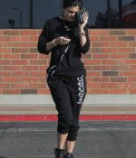 Access_Kardashian_05.jpg