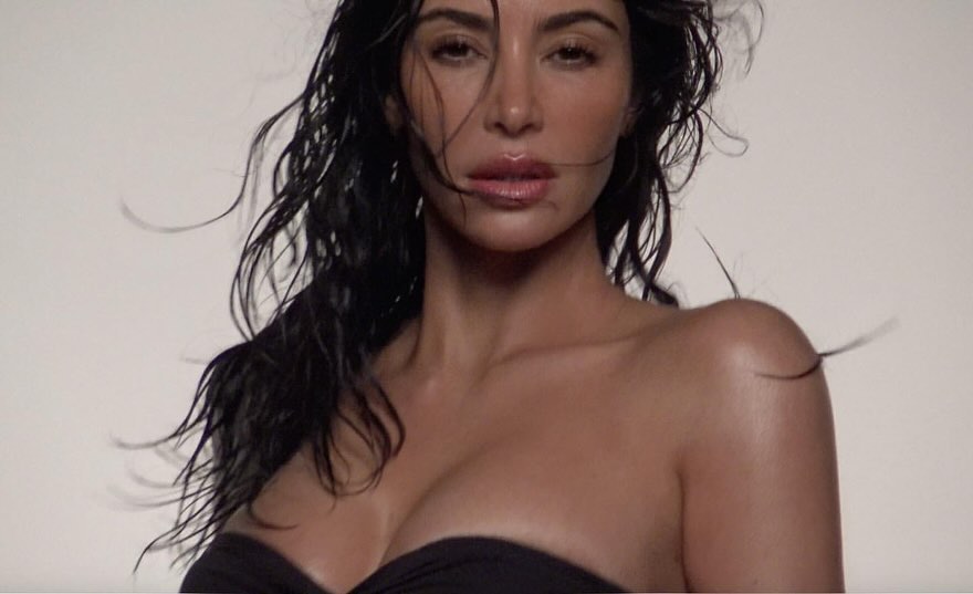 Access_Kardashian_01.jpg