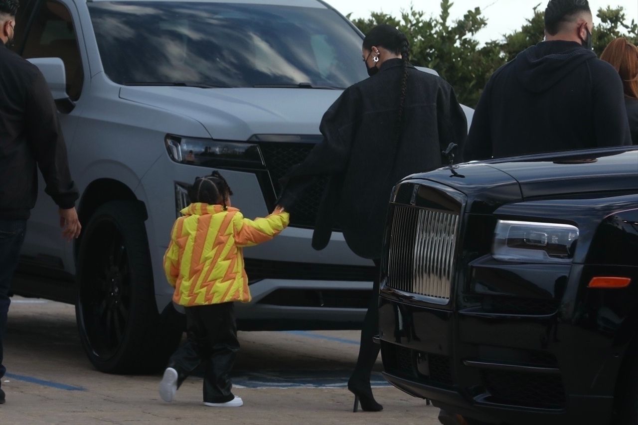 Access_Kardashian_006.jpg
