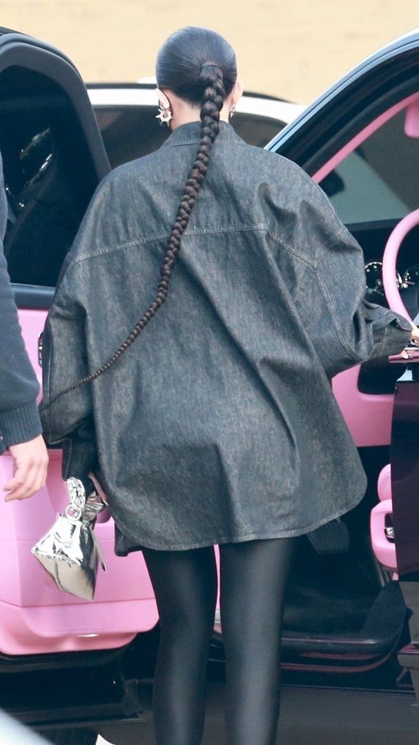 Access_Kardashian_006~0.jpg